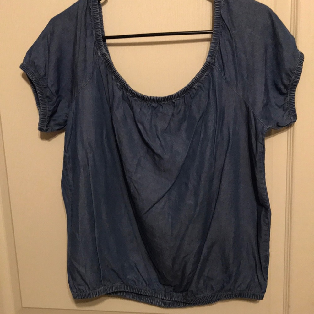 Chambrey blouse